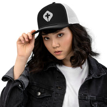 Load image into Gallery viewer, Trucker Cap